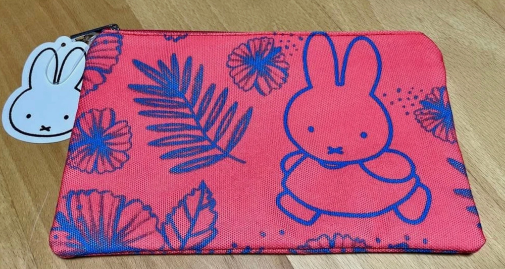 Kira x Miffy Hawaii NWT Limited Collaboration Large Pouch